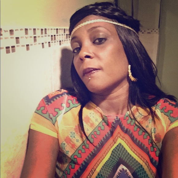 Meet your Posher, Robin - Picture 1 of 1